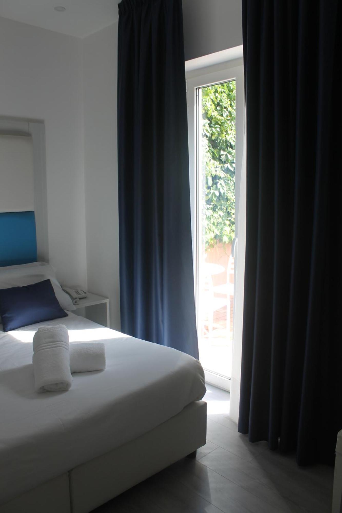 Eden Bleu Hotel วีโกเอเกวนเซ ภายนอก รูปภาพ